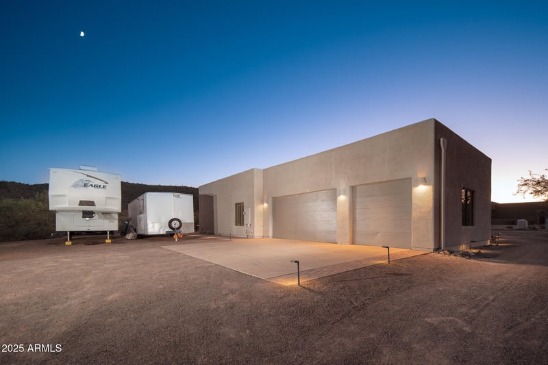 1127 Magellan Dr, New River, AZ 85087