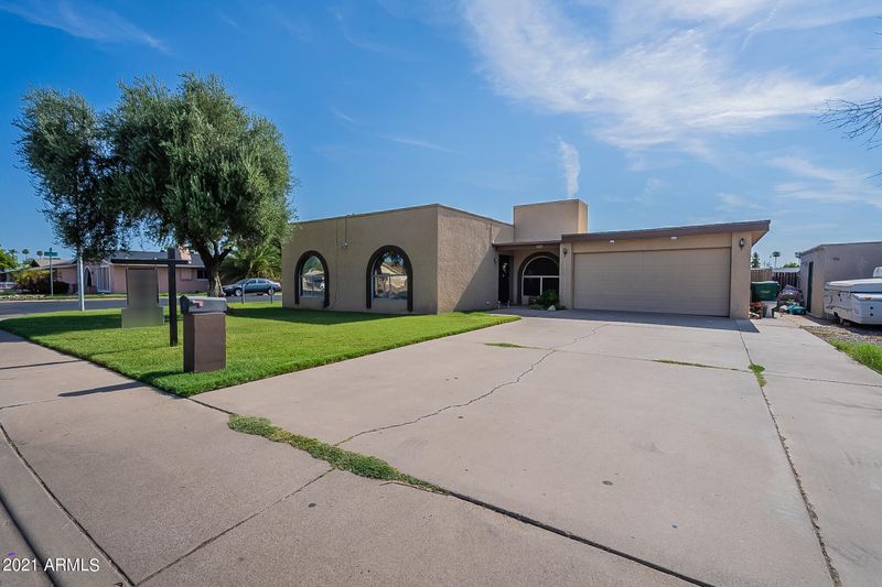 1127 S Spur St, Mesa, AZ 85204