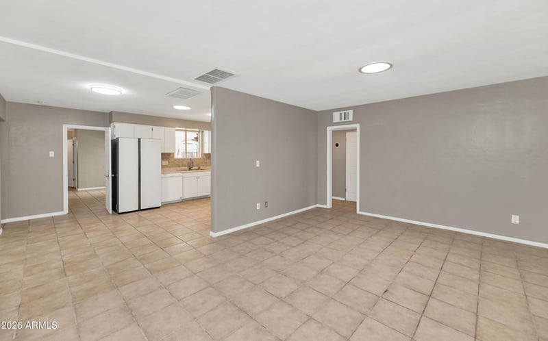 1127 Una Ave, Tempe, AZ 85281
