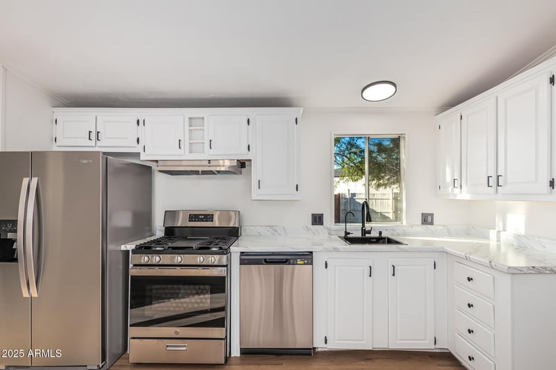 11275 99th Ave #10, Peoria, AZ 85345