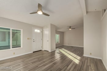 11275 99th Ave #118, Peoria, AZ 85345