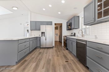 11275 99th Ave #61, Peoria, AZ 85345