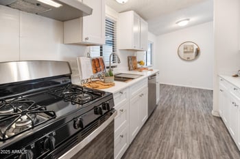 11275 99th Ave #65, Peoria, AZ 85345