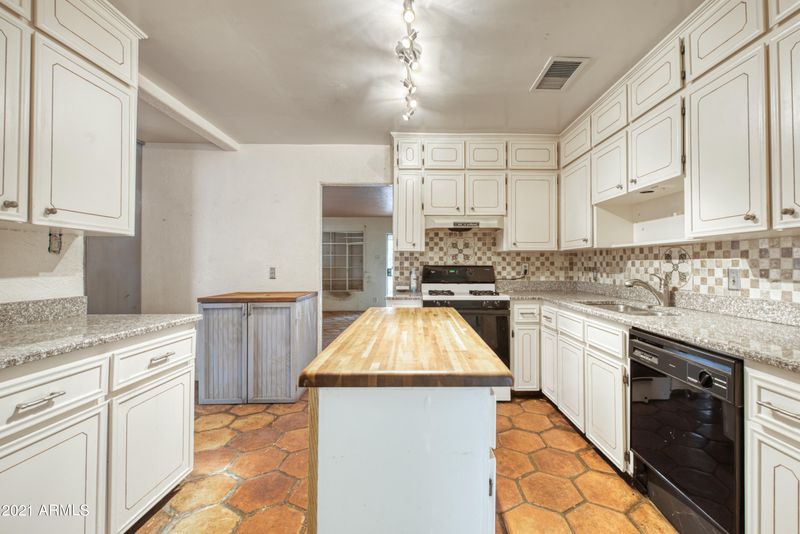 1128 E Oregon Ave, Phoenix, AZ 85014