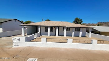 1128 Orchid Ln, Phoenix, AZ 85020