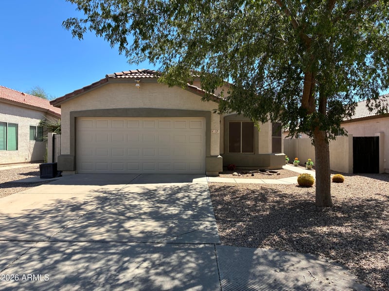 1129 E Elm Rd, San Tan Valley, AZ 85140