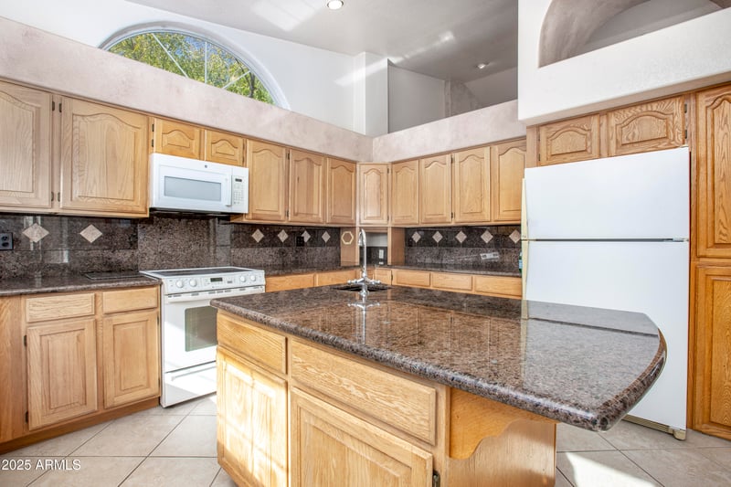 1129 Knight Ln, Tempe, AZ 85284