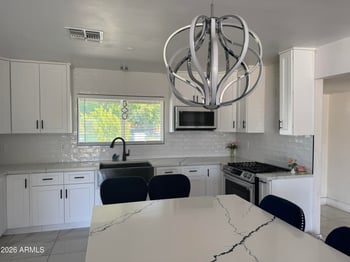 1129 W 10th St, Mesa, AZ 85201