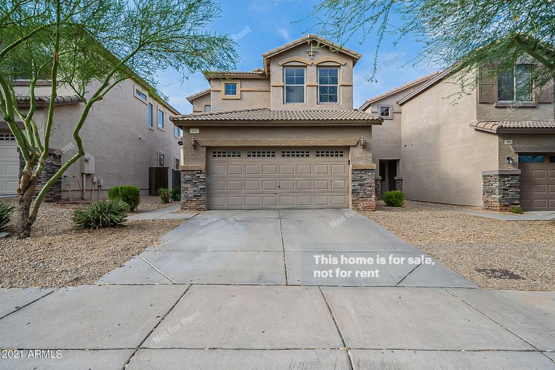 113 E Windsong Dr, Phoenix, AZ 85048