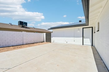 113 Ridge Cir, Mesa, AZ 85203