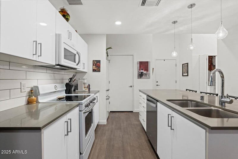 1130 2nd St #210, Phoenix, AZ 85004