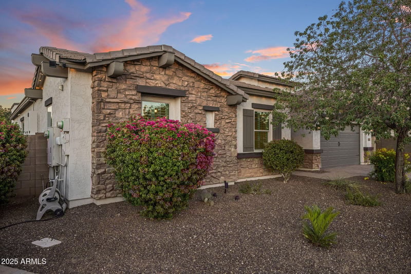 1130 Clifton Ct, Gilbert, AZ 85295
