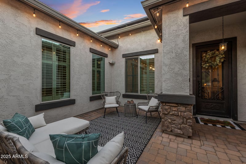 1130 Clifton Ct, Gilbert, AZ 85295