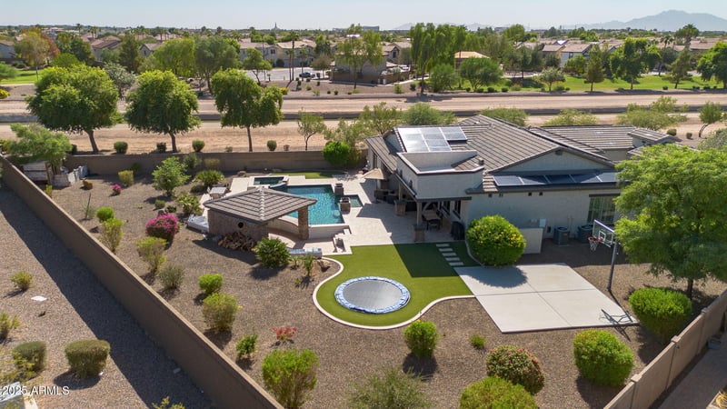 1130 Clifton Ct, Gilbert, AZ 85295