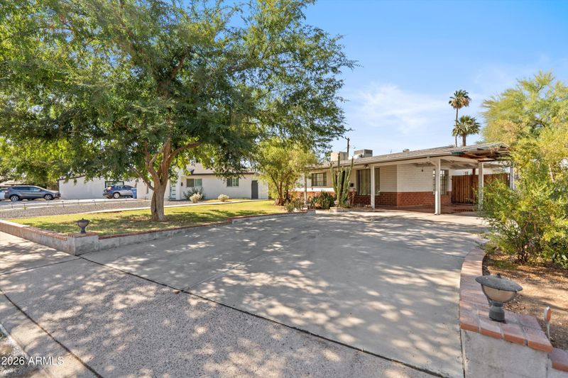 1130 E Colter St, Phoenix, AZ 85014