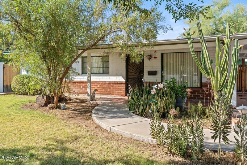 1130 E Colter St, Phoenix, AZ 85014
