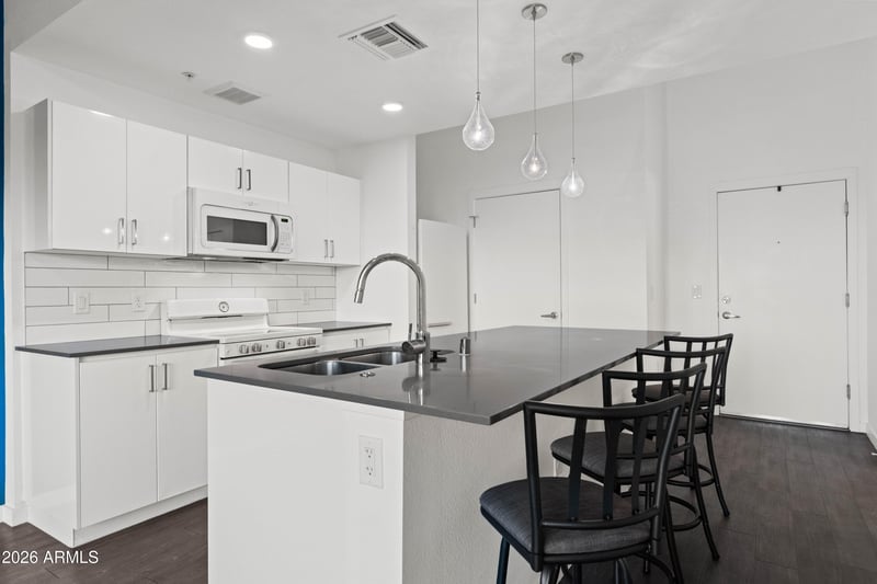 1130 N 2nd St #210, Phoenix, AZ 85004