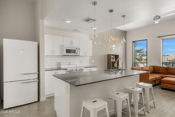 1130 N 2nd St #214, Phoenix, AZ 85004