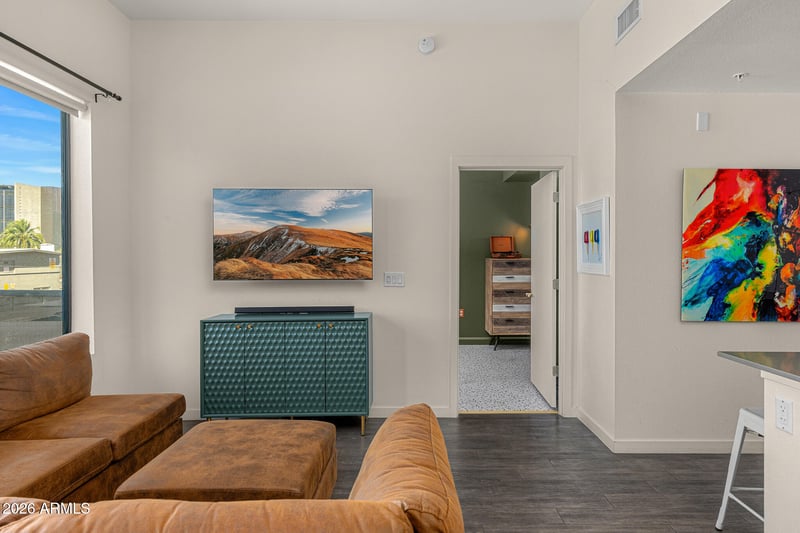1130 N 2nd St #214, Phoenix, AZ 85004