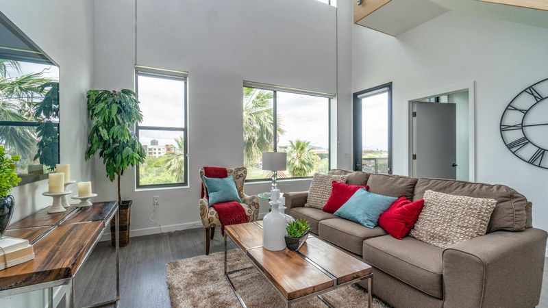 1130 N 2nd St #404, Phoenix, AZ 85004