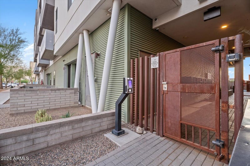 1130 N 2nd St #409, Phoenix, AZ 85004