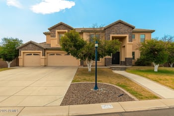 1130 Oakland St, Mesa, AZ 85205