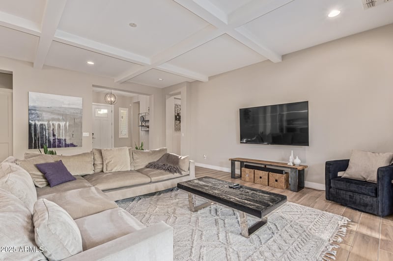 11303 34th St, Phoenix, AZ 85028