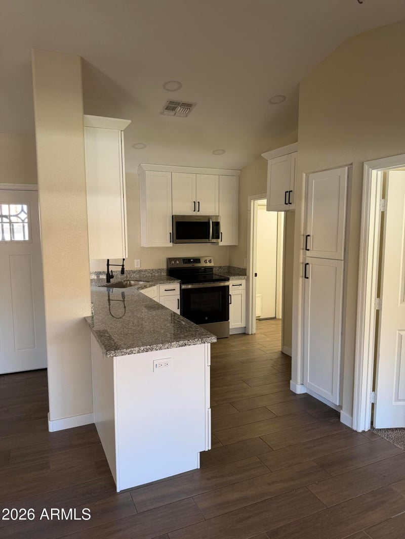 11303 Lawrence Ln, Peoria, AZ 85345