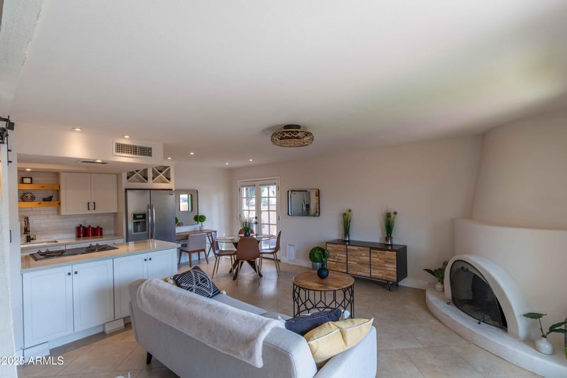 1131 North Ln #2, Phoenix, AZ 85020