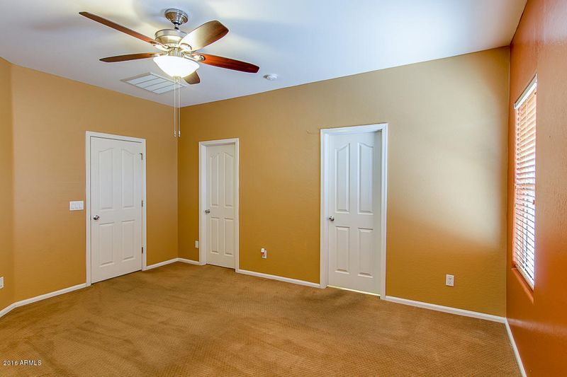 1131 S Pheasant Dr, Gilbert, AZ 85296