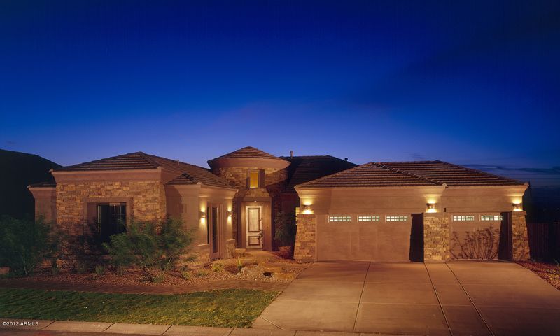 11313 E Elmhurst Dr, Chandler, AZ 85249