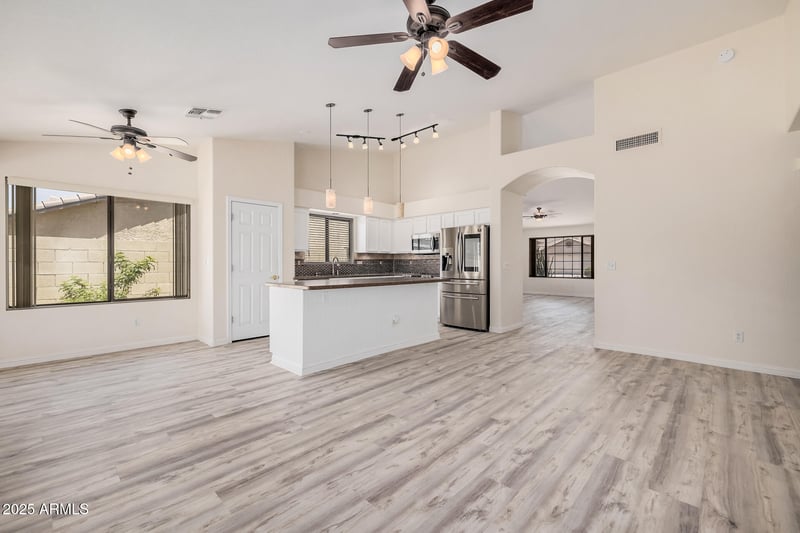 11318 Hopi Dr, Goodyear, AZ 85338