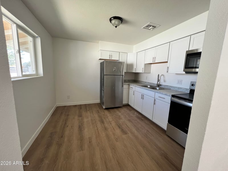 1132 W North Ln, Phoenix, AZ 85021