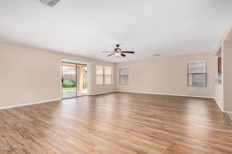 11328 Ramblewood Ave, Mesa, AZ 85212