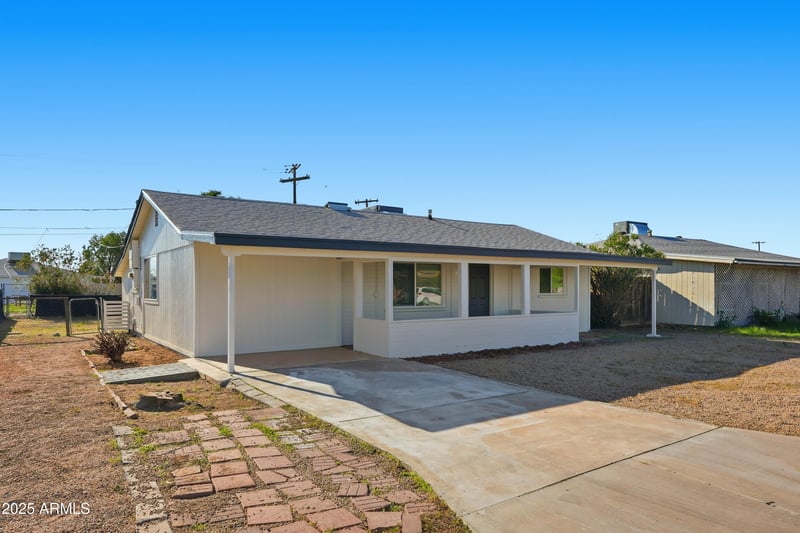 11333 Duluth Ave, Youngtown, AZ 85363