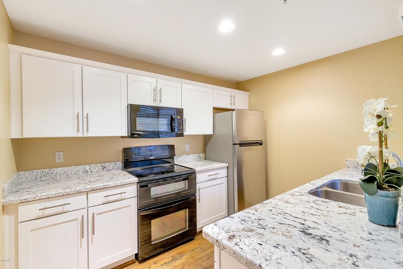 11333 N 92nd St #2083, Scottsdale, AZ 85260