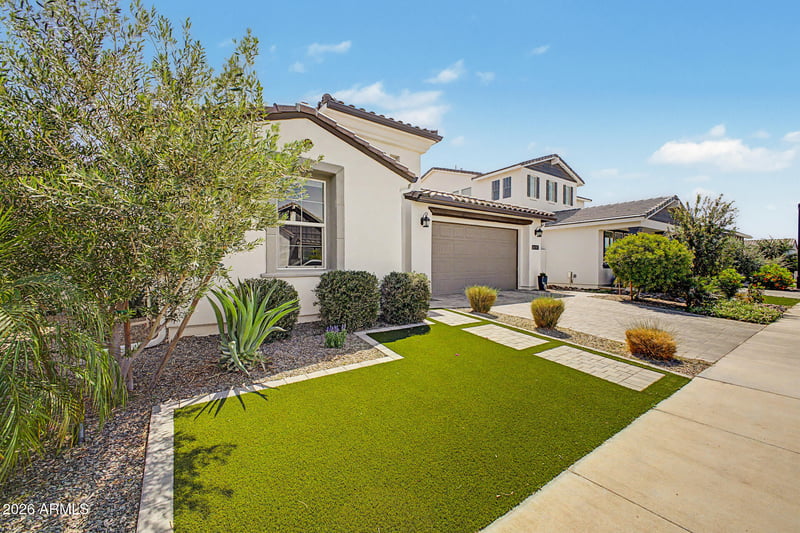 11337 Luckenbach St, Surprise, AZ 85388
