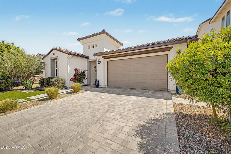 11337 Luckenbach St, Surprise, AZ 85388