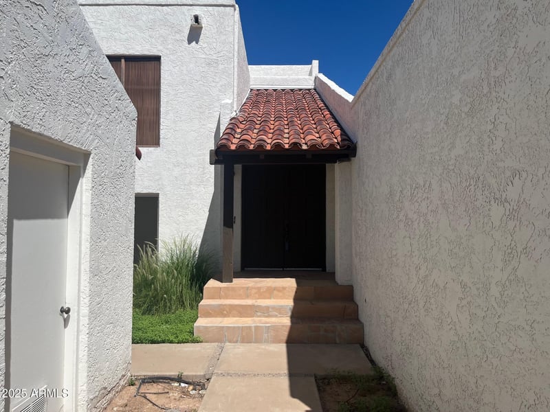 1134 Driftwood Dr, Tempe, AZ 85283