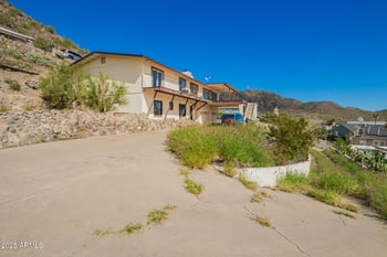 1134 Peoria Ave, Phoenix, AZ 85029