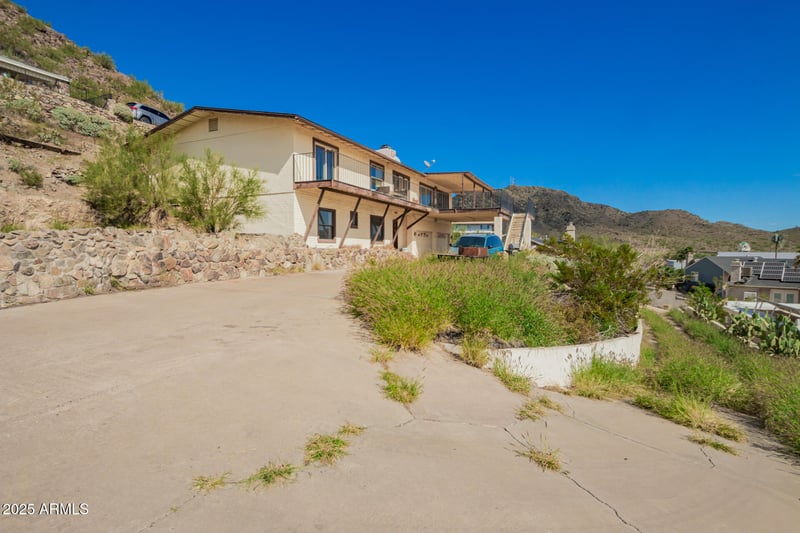 1134 Peoria Ave, Phoenix, AZ 85029
