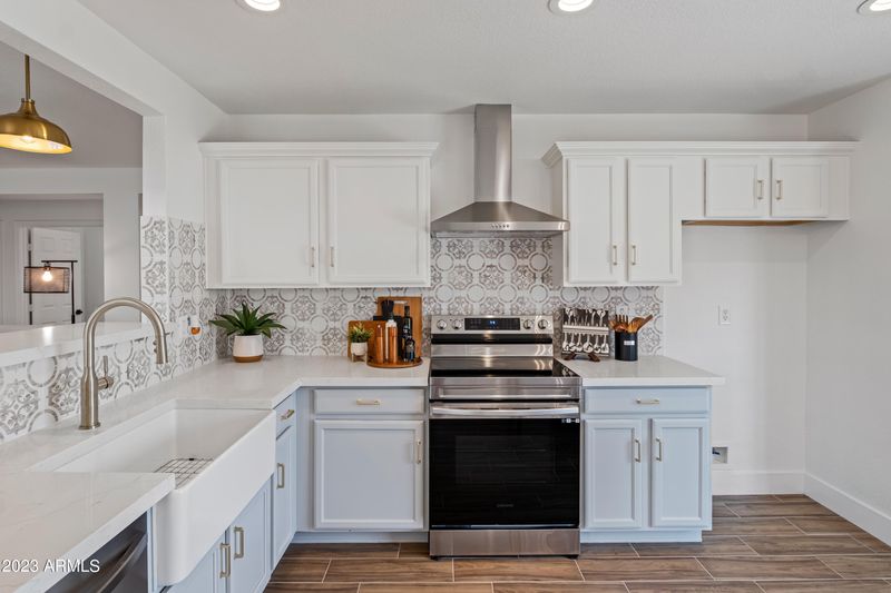 11342 E Raleigh Ave, Mesa, AZ 85212