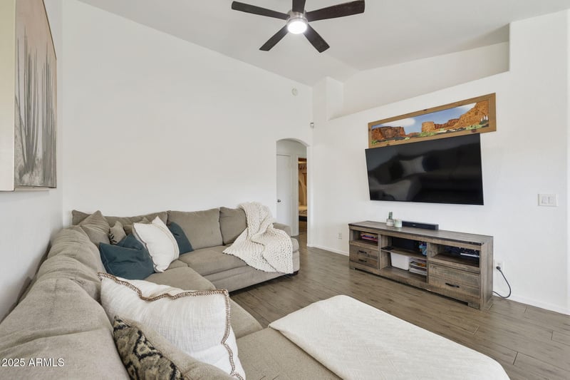 11345 Camino St, Mesa, AZ 85207