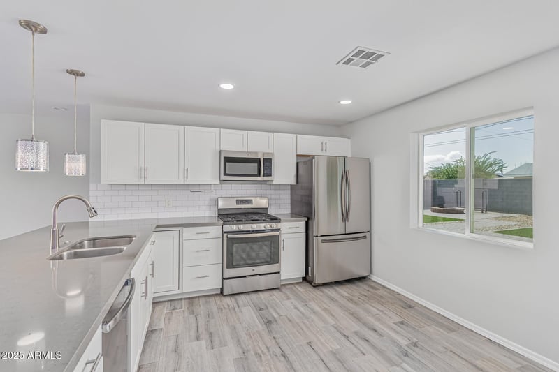 11348 113th Dr, Youngtown, AZ 85363