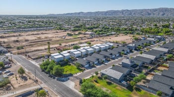 1135 Chipman Rd, Phoenix, AZ 85040