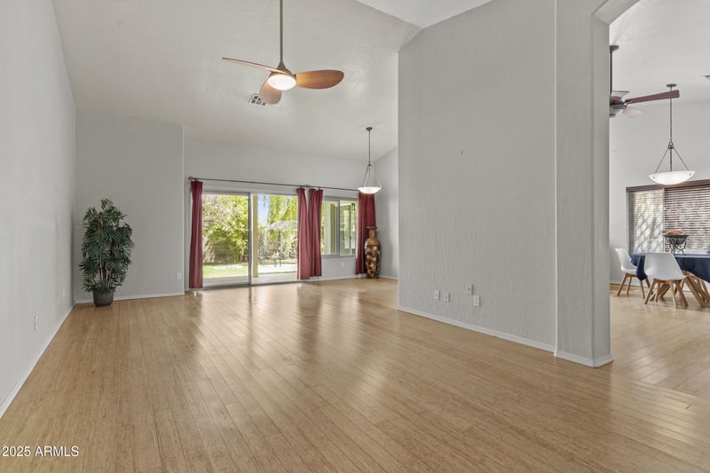 1135 Sea Fog Dr, Gilbert, AZ 85233