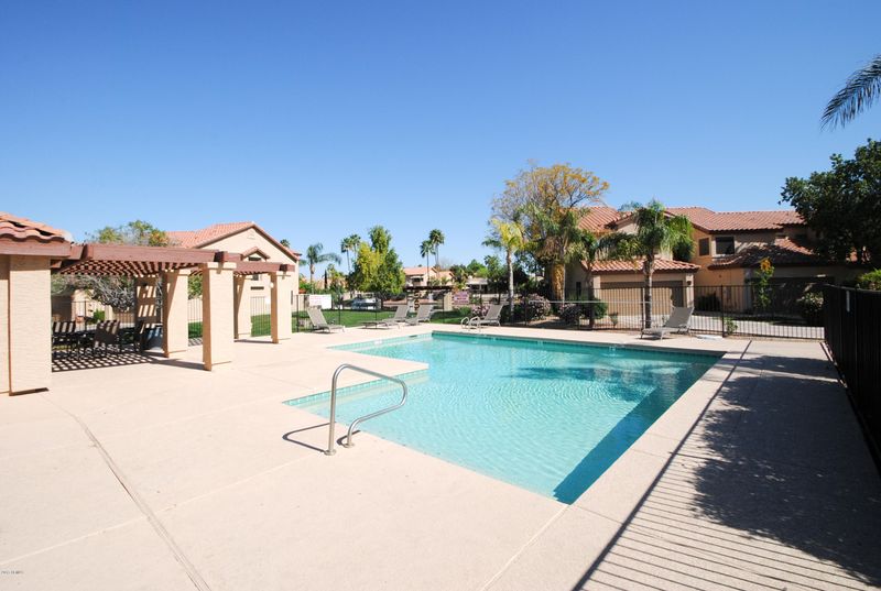 1135 W Mango Dr, Gilbert, AZ 85233