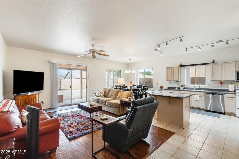 11351 Covina St, Mesa, AZ 85207