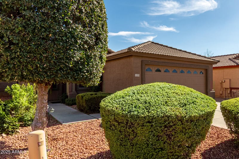 11355 Crestbrook Dr, Surprise, AZ 85378