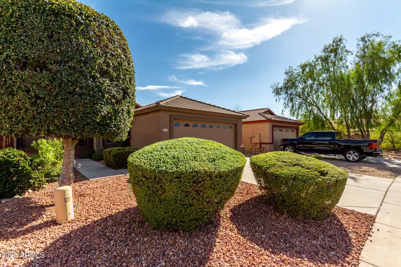 11355 Crestbrook Dr, Surprise, AZ 85378